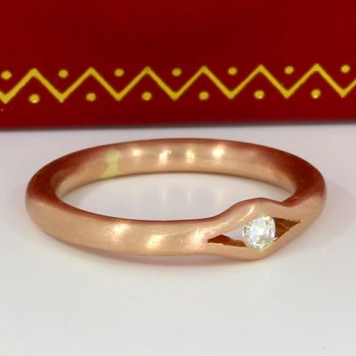 585 Goldring mit Brillant 0,06 ct