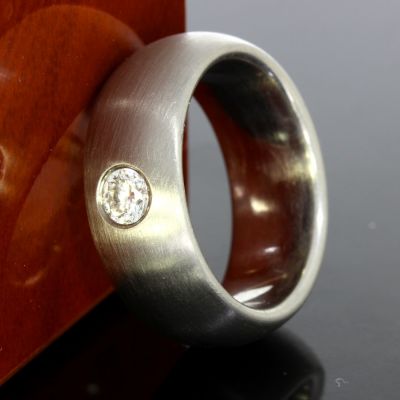 585 Palladiumring mit Brillant 0,25 ct