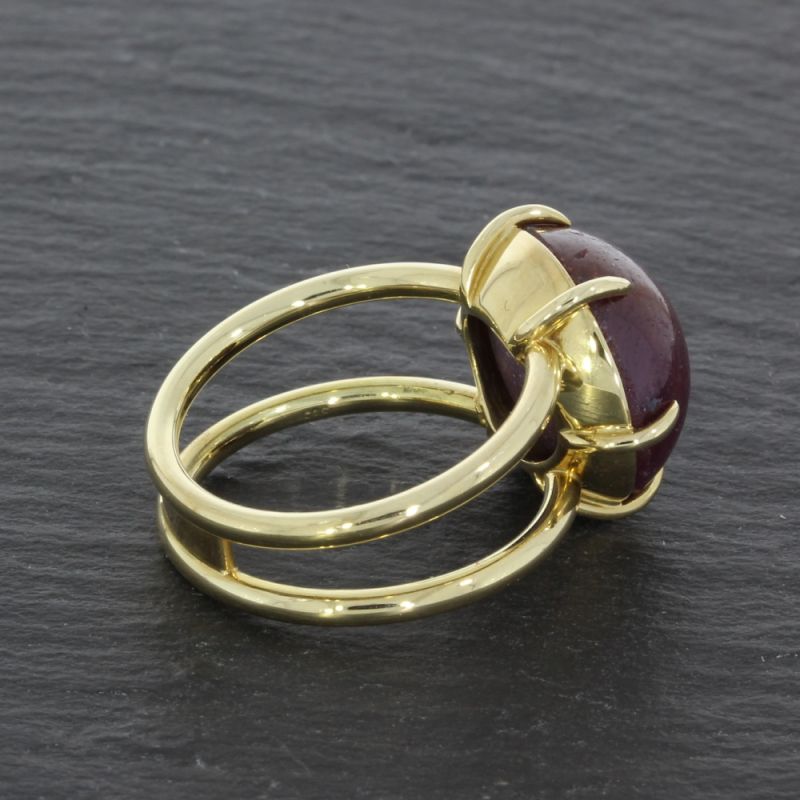 Sanft schimmernder Sternrubin Ring Gold 585 14 Karat