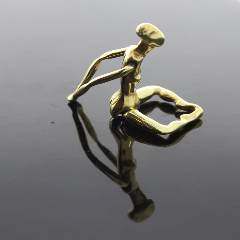 Außergewöhnlicher Anhänger Frauenbildnis 750 18 Karat Gelbgold