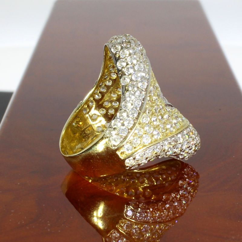Opulenter Damenring 585 14 Karat Bicolor mit Farbsteinen