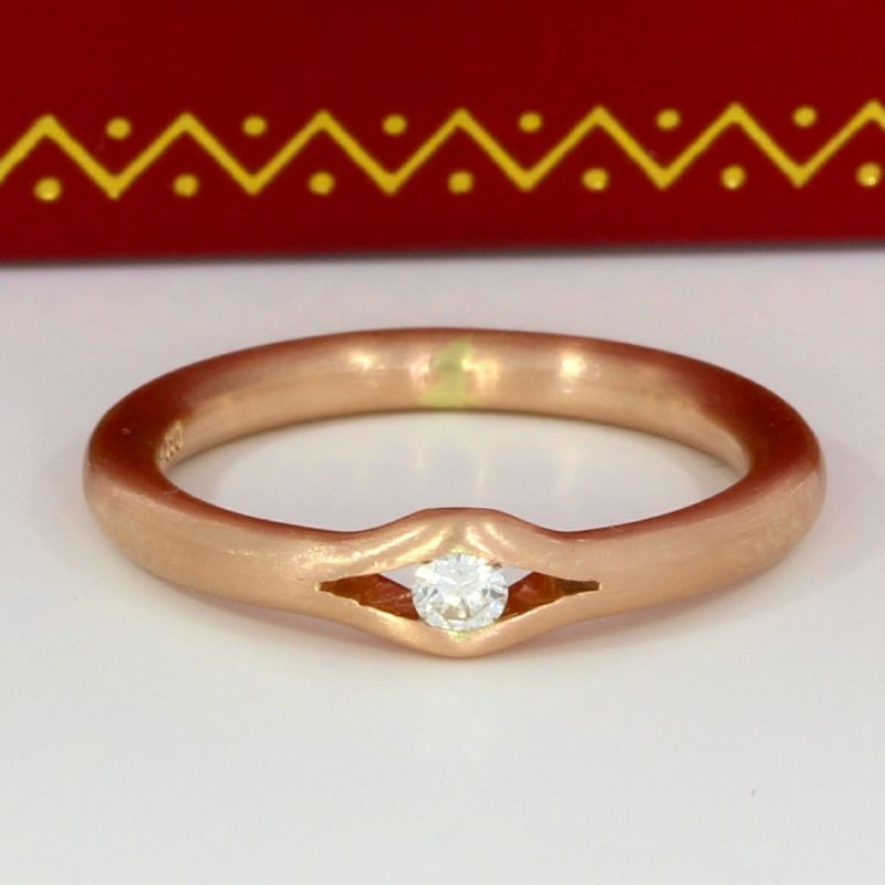 585 Goldring mit Brillant 0,06 ct