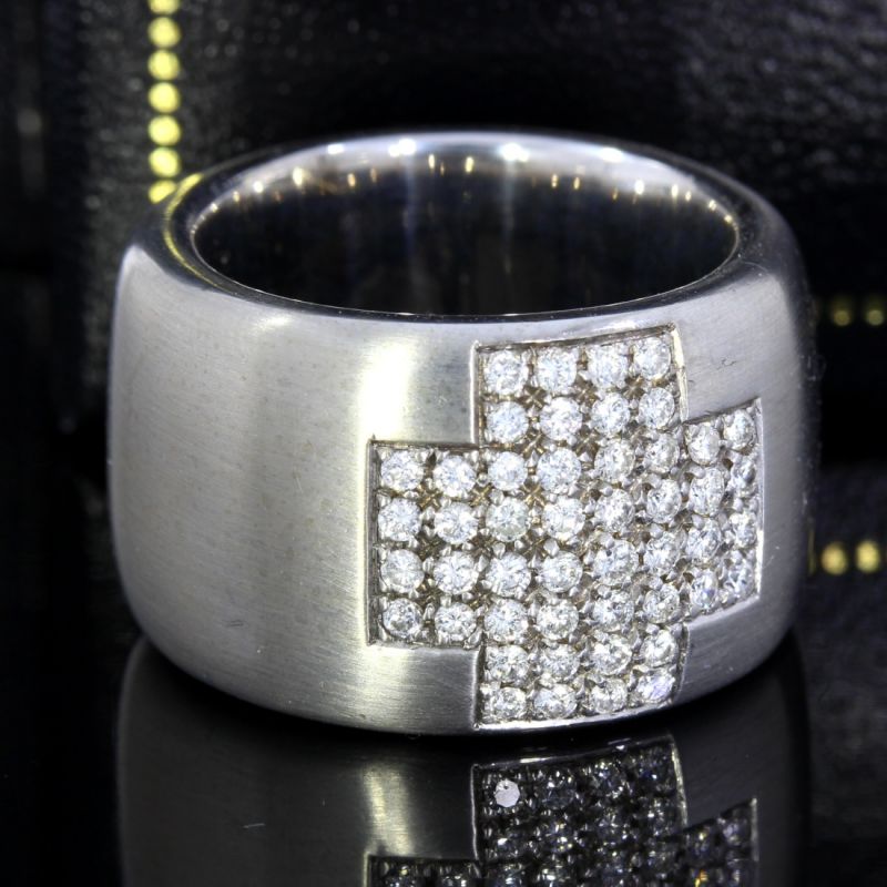 Ring / Bandring Kreuz in 750/- Weißgold 48 Brillanten Größe 54