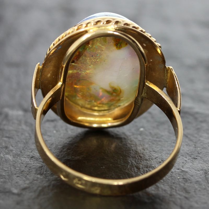 Damen Ring aus 583 Rotgold mit ovaler Opaldublette