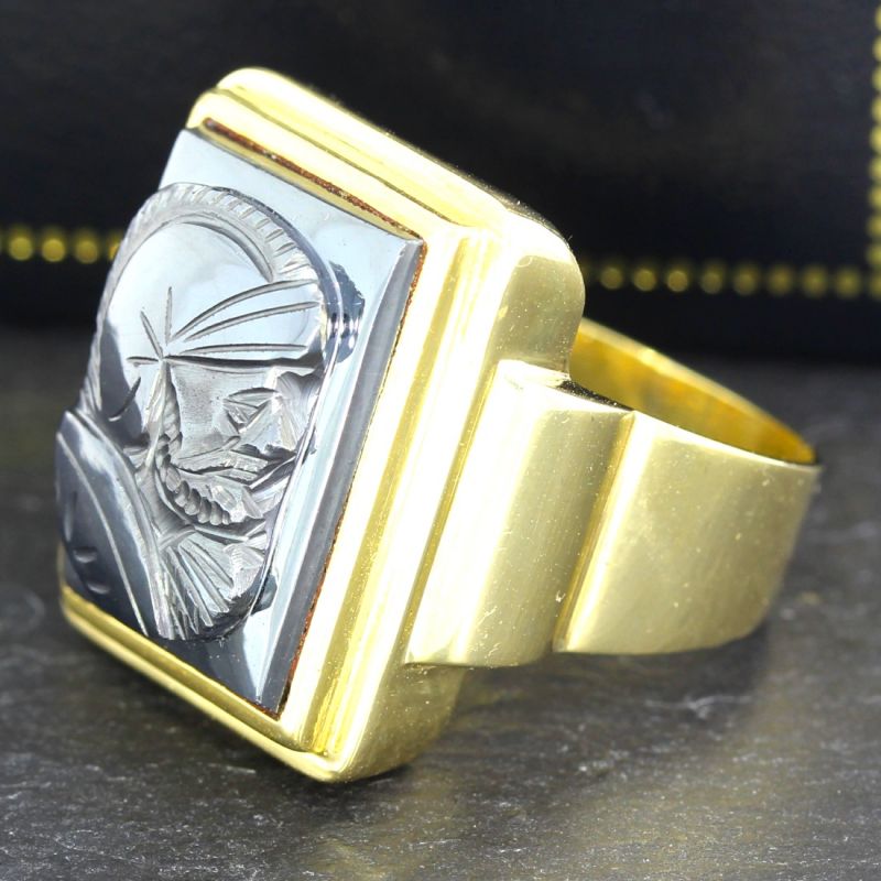 585er Goldring mit Hämatit Kriegermotiv