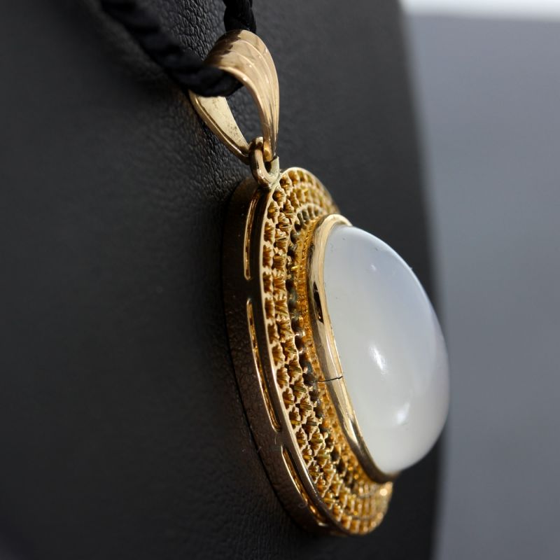 Mondstein Anhänger Gelbgold 585 14 Karat 
