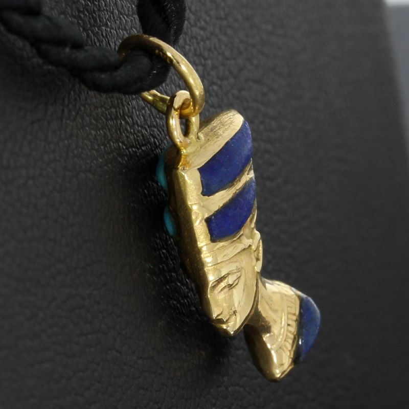 Nofretete Anhänger & Edelsteine Gelbgold 750 18 Karat 