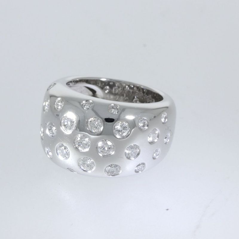 Brillantring  Cartier  -Nouvelle Vague-  18 Karat Weißgold Ring mit 28 Brillanten 1,3 ct