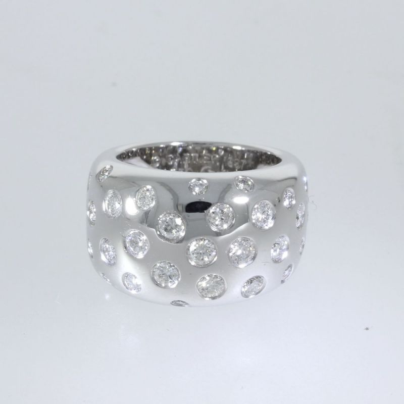 Brillantring  Cartier  -Nouvelle Vague-  18 Karat Weißgold Ring mit 28 Brillanten 1,3 ct