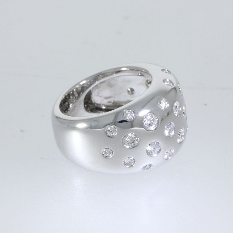 Brillantring  Cartier  -Nouvelle Vague-  18 Karat Weißgold Ring mit 28 Brillanten 1,3 ct