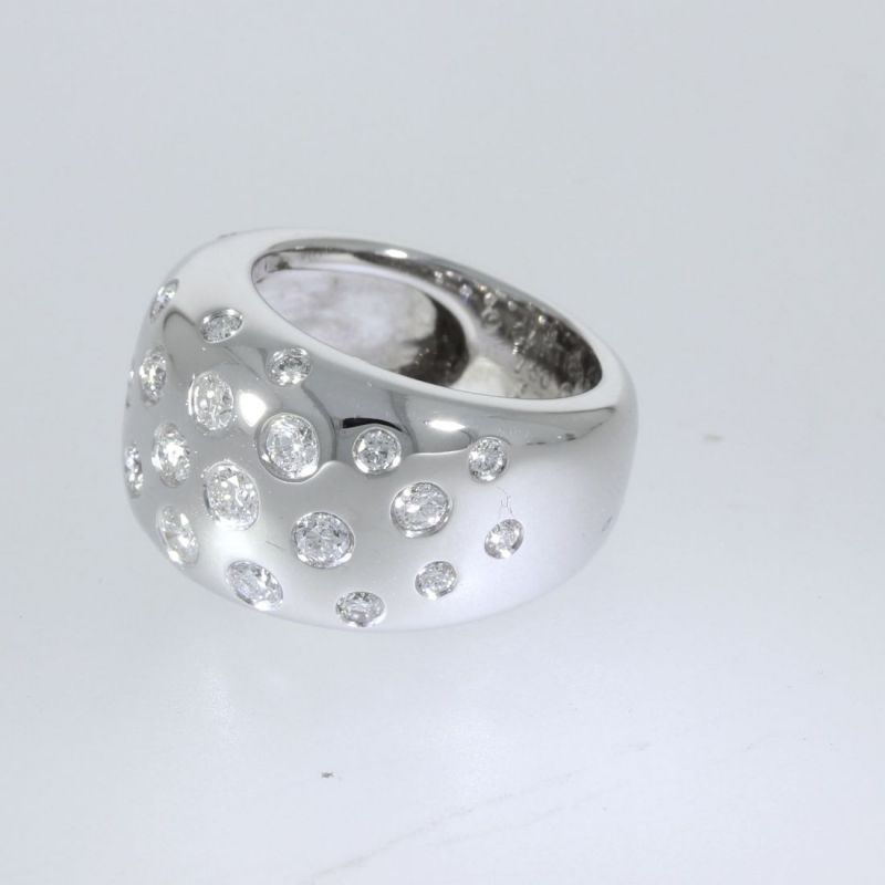Brillantring  Cartier  -Nouvelle Vague-  18 Karat Weißgold Ring mit 28 Brillanten 1,3 ct