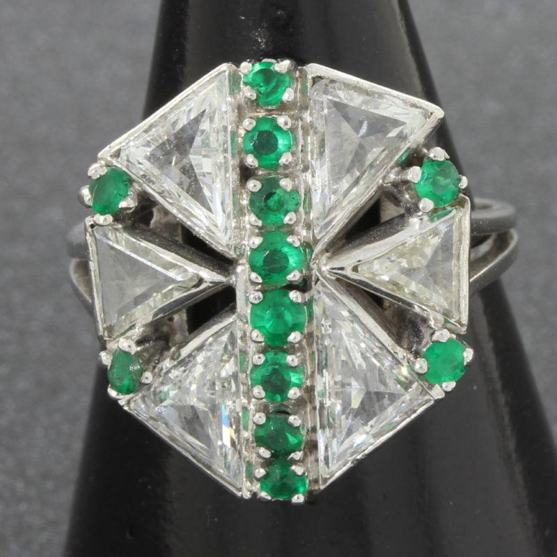 Statement Ring Weißgold 585 14 Karat Diamanten 2,3 Ct Smaragde 