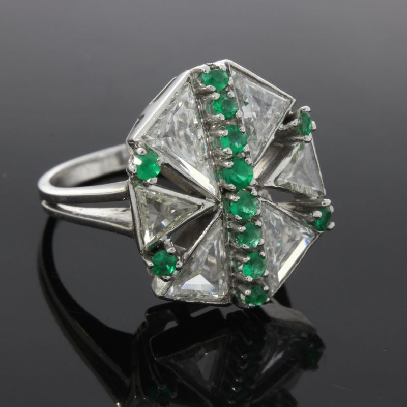 Statement Ring Weißgold 585 14 Karat Diamanten 2,3 Ct Smaragde 