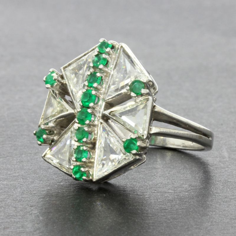 Statement Ring Weißgold 585 14 Karat Diamanten 2,3 Ct Smaragde 